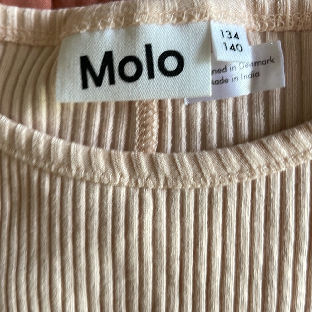 Ribbed Long Sleeve - Picture 2 of 3